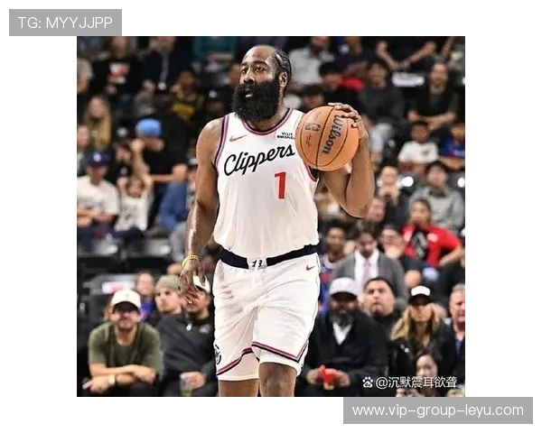 哈登后撤步三分稳稳命中，快船短暂止血